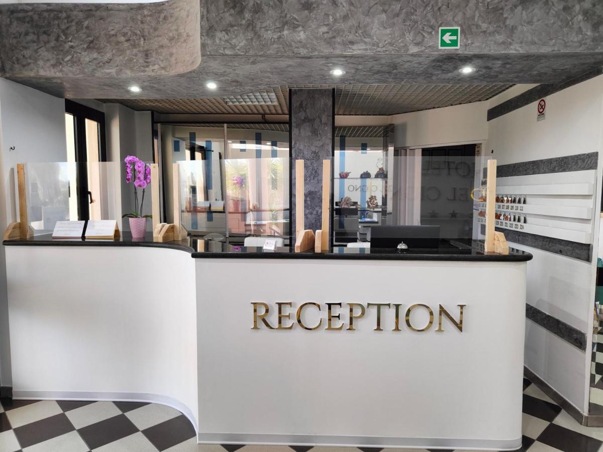 Hotel Baia del Cigno Torre San Giovanni Ugento Esterno foto